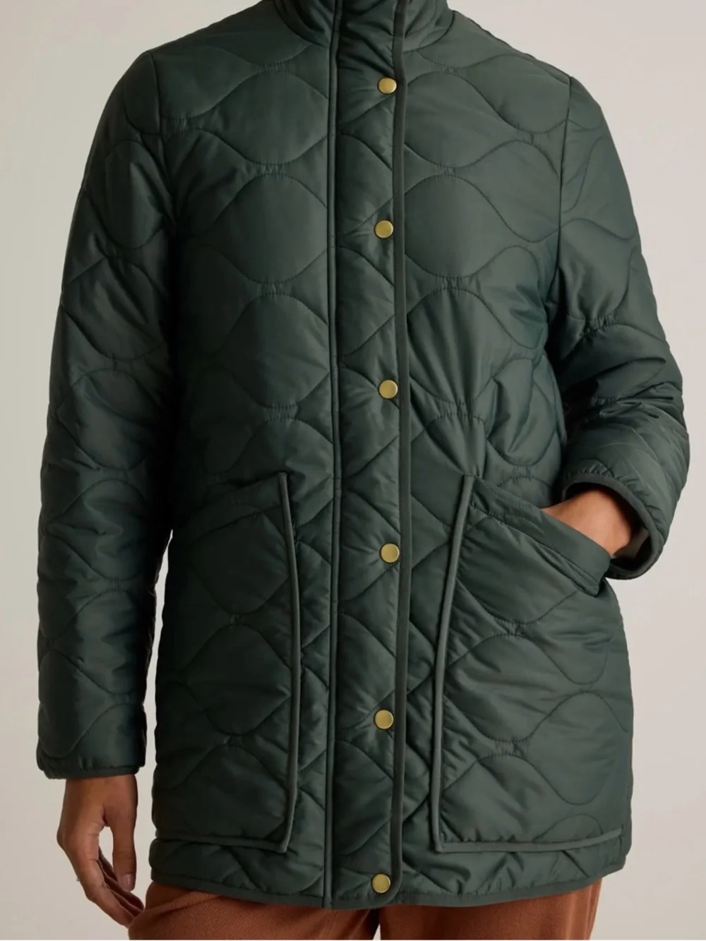 Quince Quilted Dark Green Puffer Jacket - Picture 8 of 8